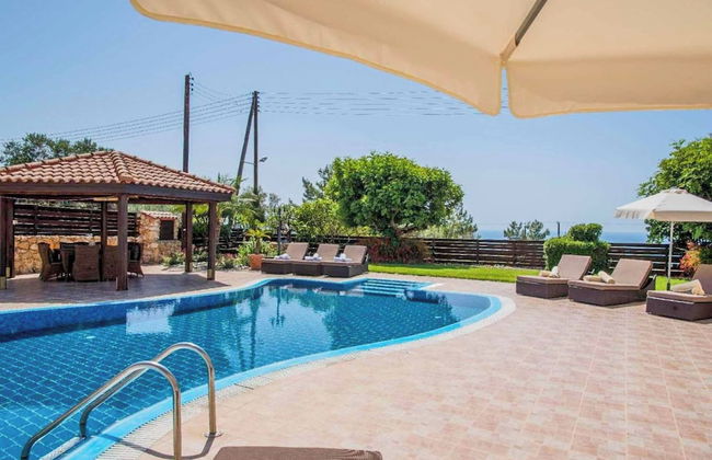 Villa Nikos Argaka - Photo 15