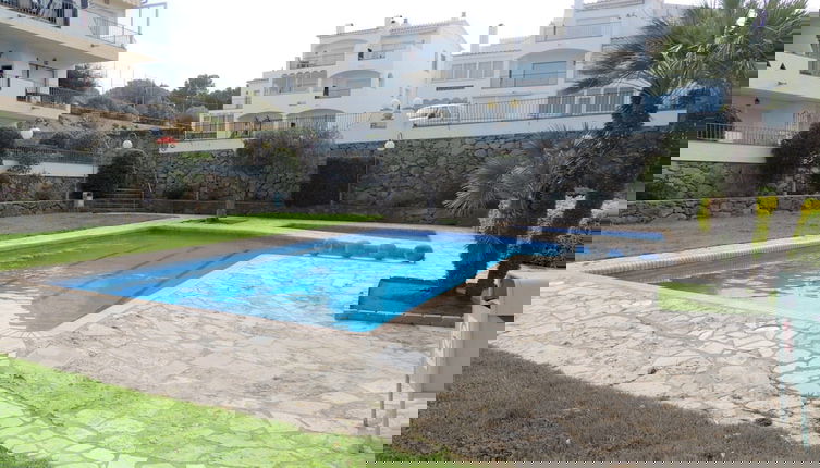 Foto 1 - Beautiful Apartment in Roses With Terrace