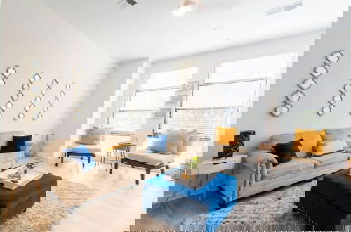 Photo 11 - Luxury Apartment Uptonw Wi-Fi Gym 233