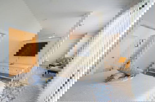 Photo 3 - Luxury Apartment Uptonw Wi-Fi Gym 233