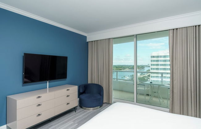 Residences at Fontainebleau Miami - Photo 2