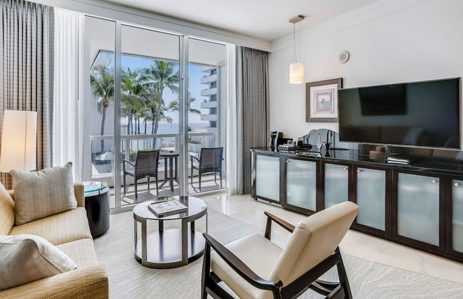 Residences at Fontainebleau Miami - Photo 38