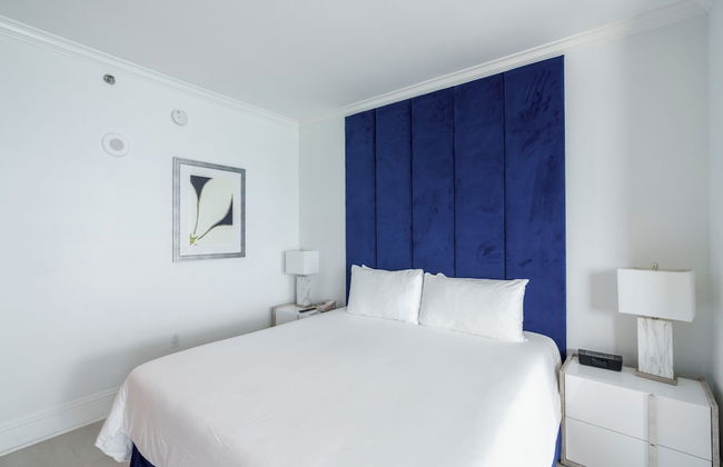 Residences at Fontainebleau Miami - Photo 4