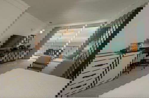 Photo 16 - Residences at Fontainebleau Miami