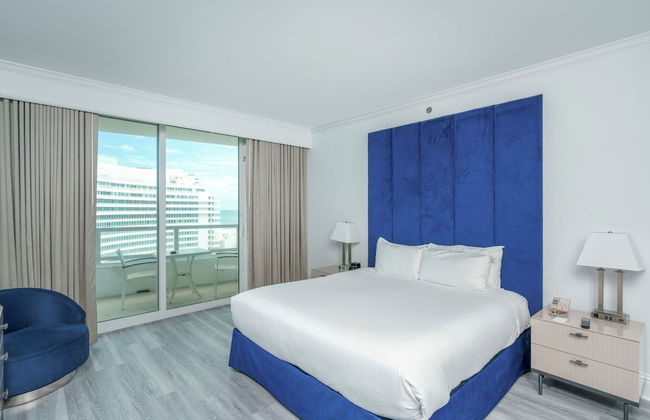 Residences at Fontainebleau Miami - Photo 3