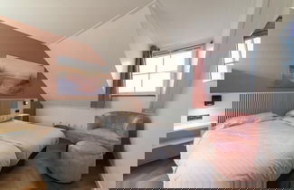 Foto 3 - Luxurious 12-person City Villa With Wellness