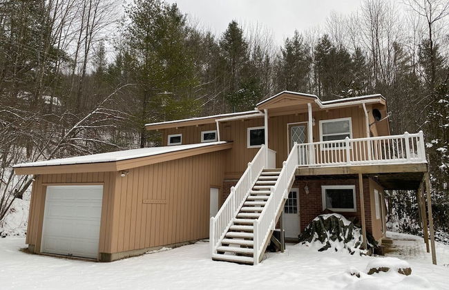 Silver Spring Chalet Brought to you by GetAway Vacations - Foto 44