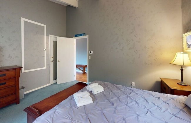 Silver Spring Chalet Brought to you by GetAway Vacations - Foto 3