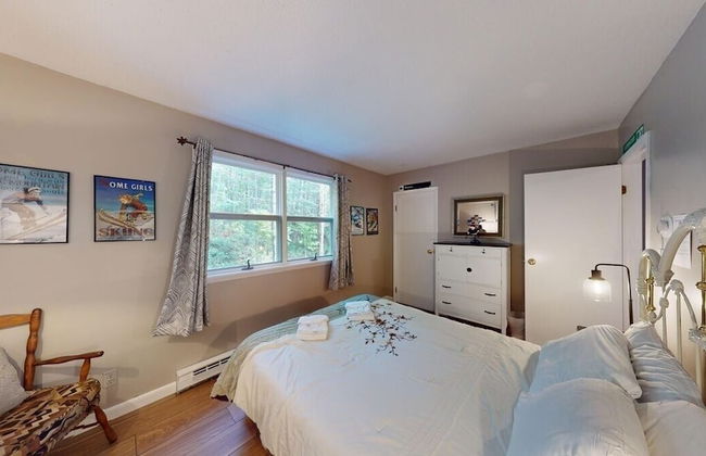 Silver Spring Chalet Brought to you by GetAway Vacations - Foto 7