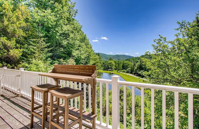 Silver Spring Chalet Brought to you by GetAway Vacations - Foto 25