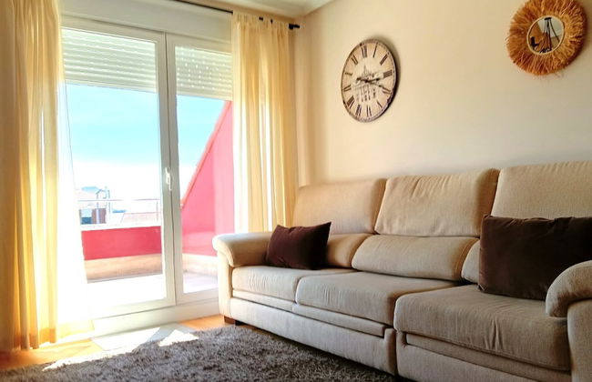 Piso con Piscina y Jardin Cerca de la Playa - Foto 15