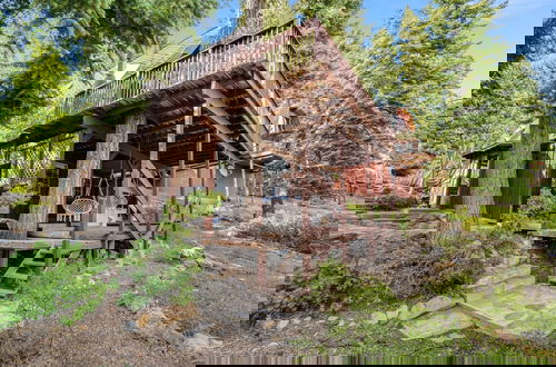 Foto 31 - Horizon by Avantstay Stunning A-frame Cabin w Hot Tub Billiards Lake Views