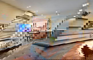Photo 1 - Luxe Paradise Residence Nhat Chieu