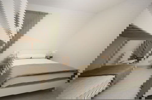 Foto 6 - Modern Apartment Near the Beach