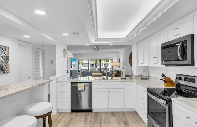 This Condo Is Located In One Of Islamorada's Most Prestigious Condo Complexes. 2 Bedroom Condo by RedAwning - Foto 11