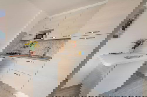 Foto 17 - Modern Apartment for 4 Guests Near Alghero Beach