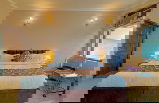 Photo 1 - Luxury 4 Bedroom's Independent villa