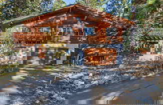 Foto 1 - Wolf s Lair by Avantstay Swiss Chalet w Private Hot Tub Access to Northstar Resort Community