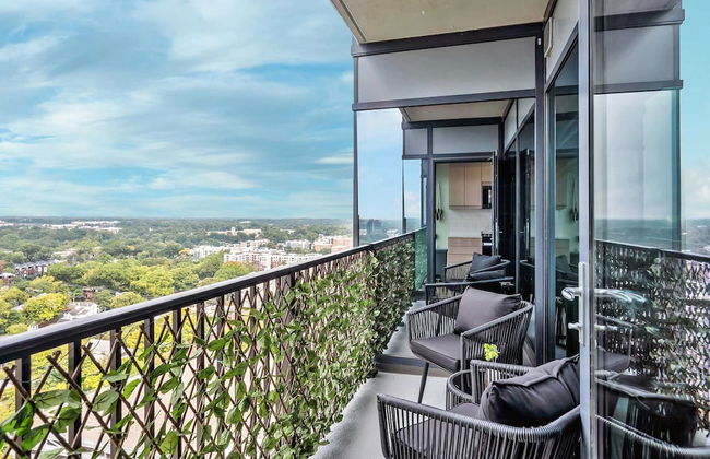 High-rise Apt Raleigh Free Parking Sunset View 1 - Foto 4