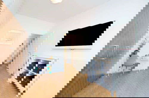 Foto 3 - Cityview Apartment
