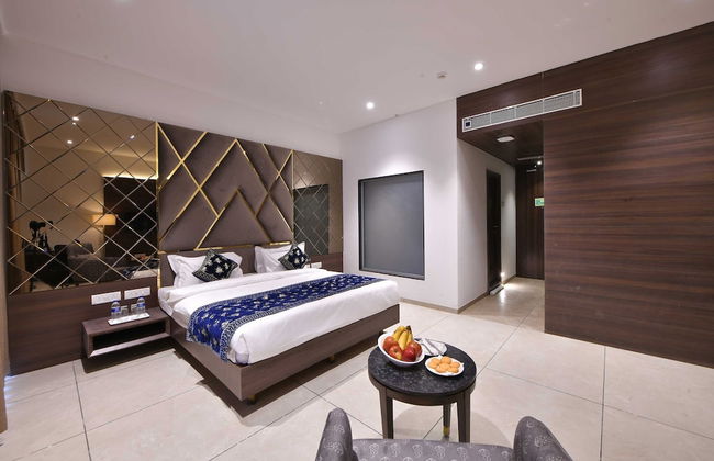 Clubhouse Hotel Morbi - Foto 11