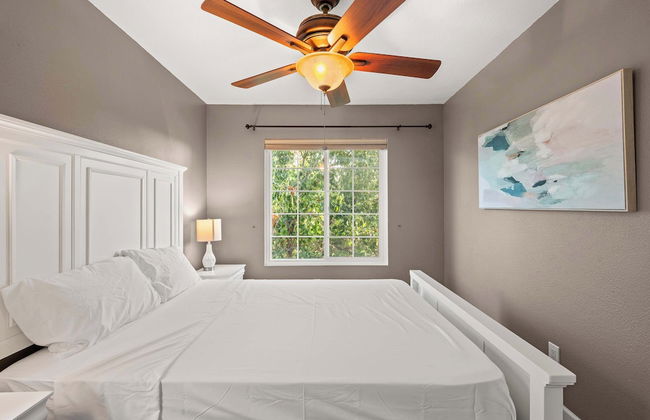 Spacious Retreat w Modern Decor and Private Yard - Foto 2