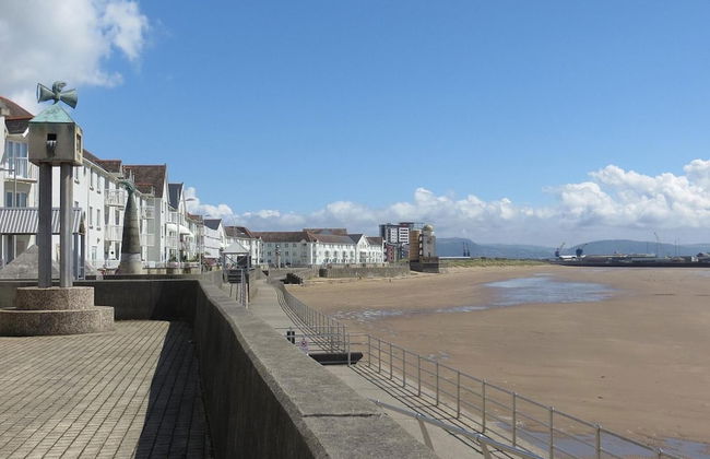 Sea Breeze Retreat in Swansea - Foto 1