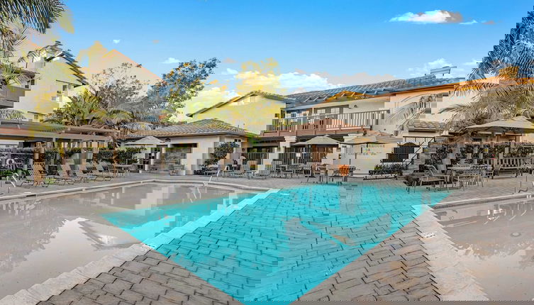 Foto 1 - Walk to Beach Pool, Hot Tub, Private Patio, Parking Seabreeze Retreat