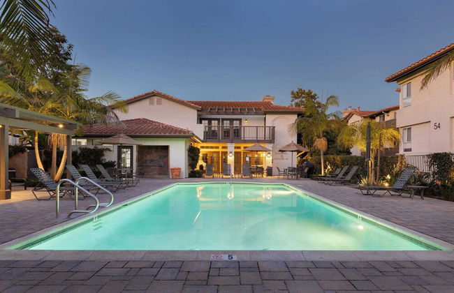 Walk to Beach Pool, Hot Tub, Private Patio, Parking Seabreeze Retreat - Foto 32