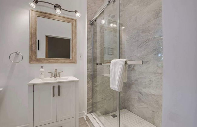 Casa Queen East Jaw Dropping 3BR Suite - Foto 18