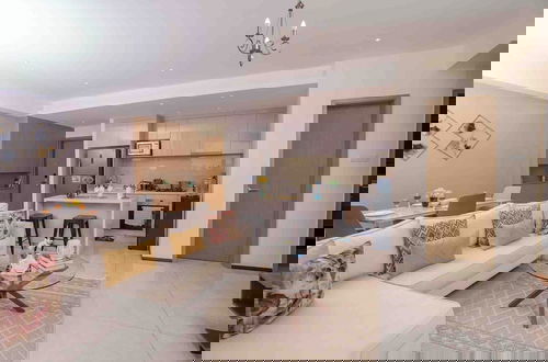 Photo 8 - Executive 1 Br -Gtc with gym & Pool