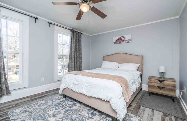 Renovated 3 Bedroom Close to Downtown - Foto 4