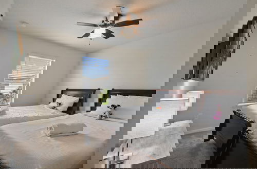 Foto 7 - 5-br Townhouse With Pool, Games, Disney