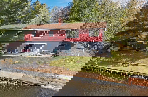 Foto 1 - The Banks - Rustic and Waterfront! Secluded and Special! Kayaks and Canoes are included for guest use by RedAwning