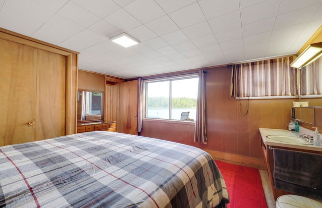 The Banks - Rustic and Waterfront, Secluded and Special, by RedAwning - Photo 5
