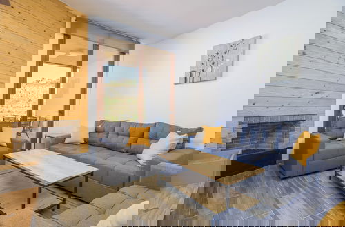 Foto 17 - Verve 2BR Apt. by The Valley Kfardebian