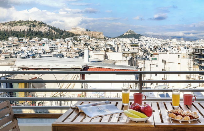 Urban Oasis with Acropolis Views by GHH - Photo 5