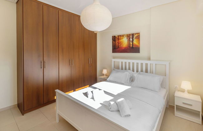 Urban Oasis with Acropolis Views by GHH - Photo 2