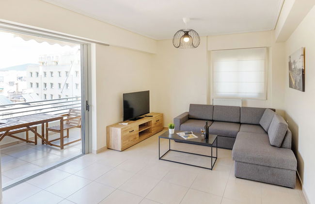 Urban Oasis with Acropolis Views by GHH - Photo 10