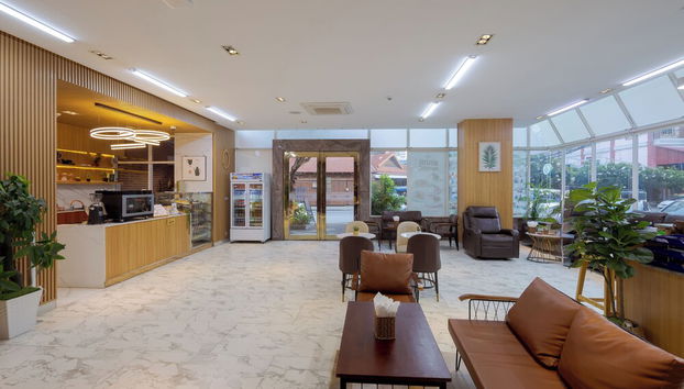 Lobby-Lounge