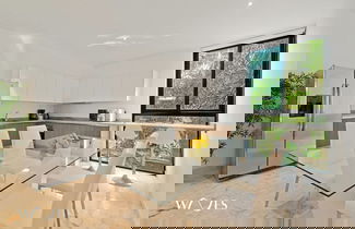 Foto 2 - 2 Br Luminous and Spacious Pool View Apt