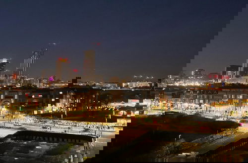 Photo 25 - 2br-sleeps4-citycentre-parking-rooftop