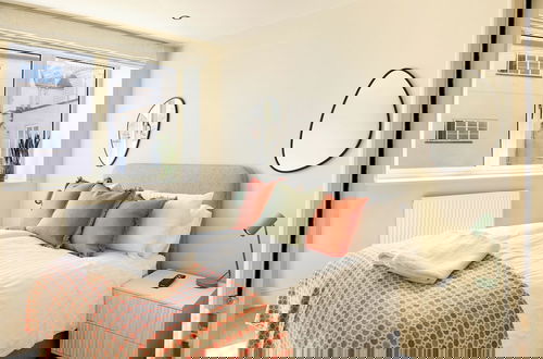 Photo 15 - George Apartments