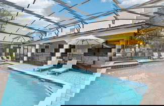 Foto 1 - Modern 8BR Home With Private Pool and hot tub