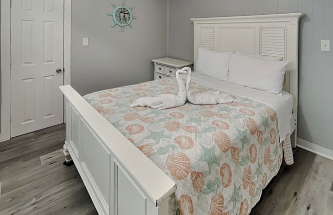 Pleasure Pier Retreat - Photo 6