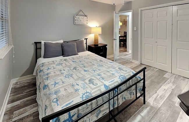 Pleasure Pier Retreat - Photo 8