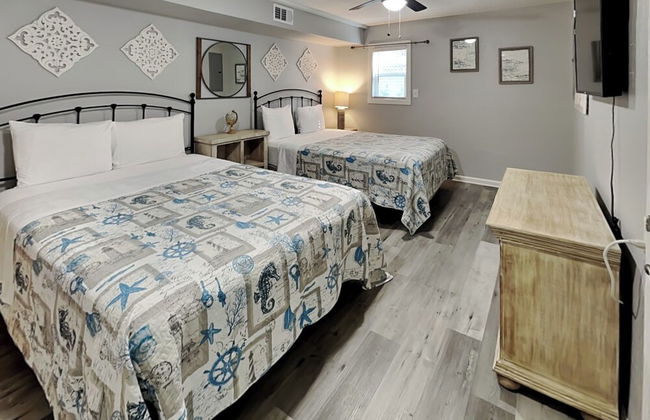 Pleasure Pier Retreat - Photo 14