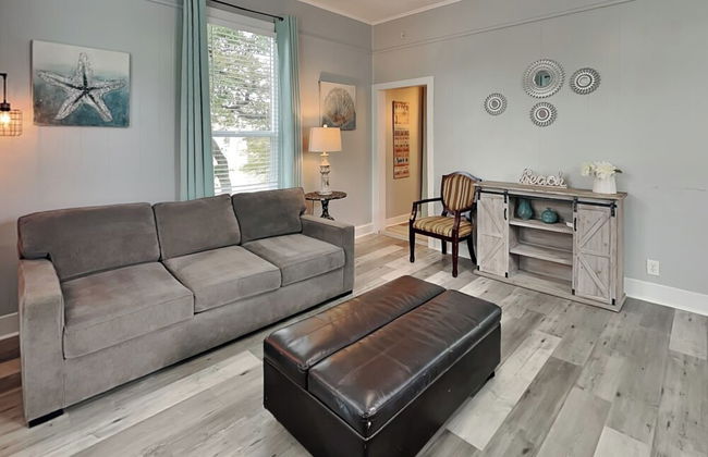 Pleasure Pier Retreat - Photo 33