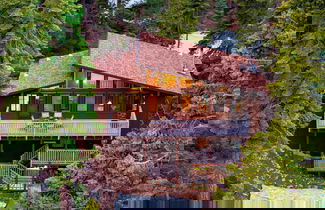 Foto 1 - Lake + Beach Access, Pool, Tennis Walk to Chambers Tahoe Timber by Avantstay