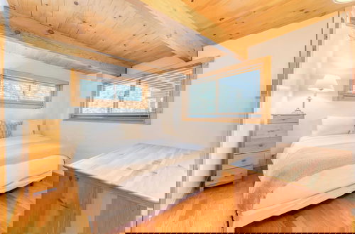 Foto 1 - Tahoe Timber by Avantstay Beach + Lake Access